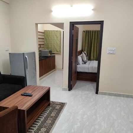 Hotel Golden Chariot 1Bhk Flat Manyata Tech Park Bangalore Exterior foto