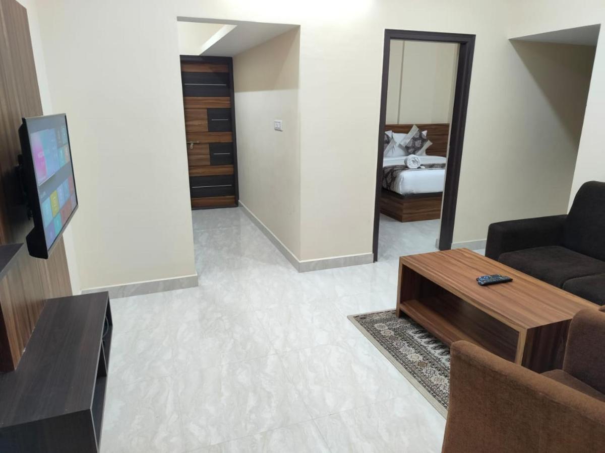 Hotel Golden Chariot 1Bhk Flat Manyata Tech Park Bangalore Exterior foto